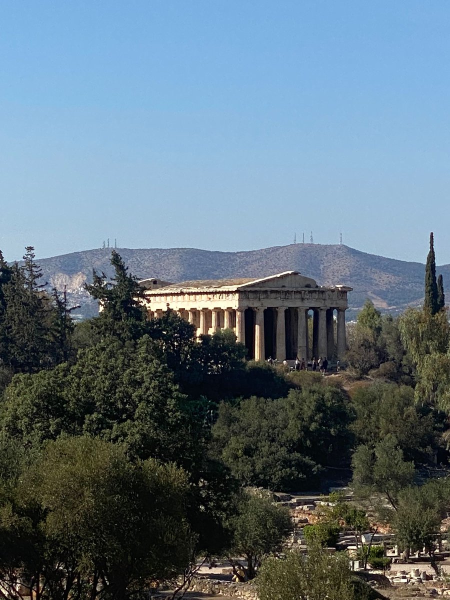 NikitopoulosC's tweet photo. Heureuse pour ma fille qui a pu visiter la Grèce avec son lycée. Un beau circuit qui lui a permis de découvrir Athènes, Delphes, le Peloponnèse, le Golfe de Corinthe et Loutraki. Elle en gardera de très beaux souvenirs. https://t.co/Bikjux6MG5