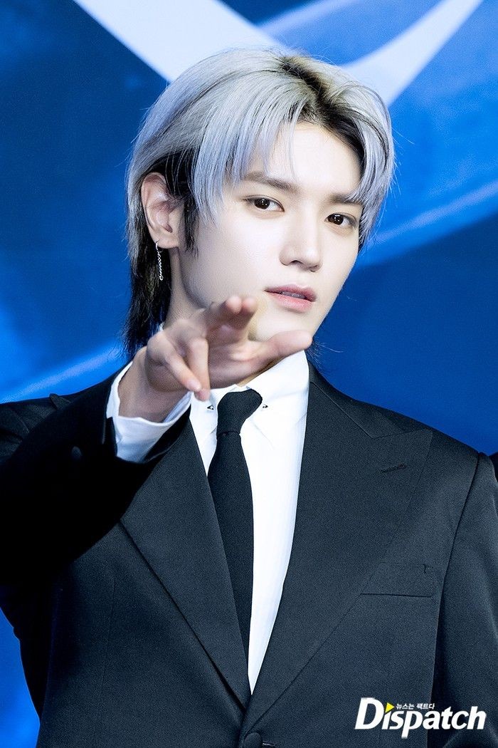 <a href="/wrnyou/">daisy</a> <a href="/Tallk2Who/">T2W.</a> <a href="/tallk2echoes/">BasJiLi love Whispers</a> Terima kasih untuk <a href="/tallk2echoes/">BasJiLi love Whispers</a> yang sudah menutup acara dengan kata-kata penuh makna tadi. Kami, Julian dan Kenesh selaku MC acara ini, mengucapkan selamat tinggal untuk malam ini, tapi bukan untuk kenangan kita bersama. Sampai kita bertemu lagi dilain kesempatan, whispers!”