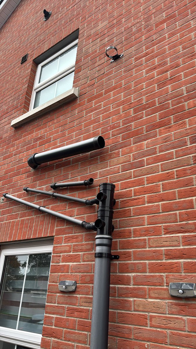 And the damage begins #StormAshley