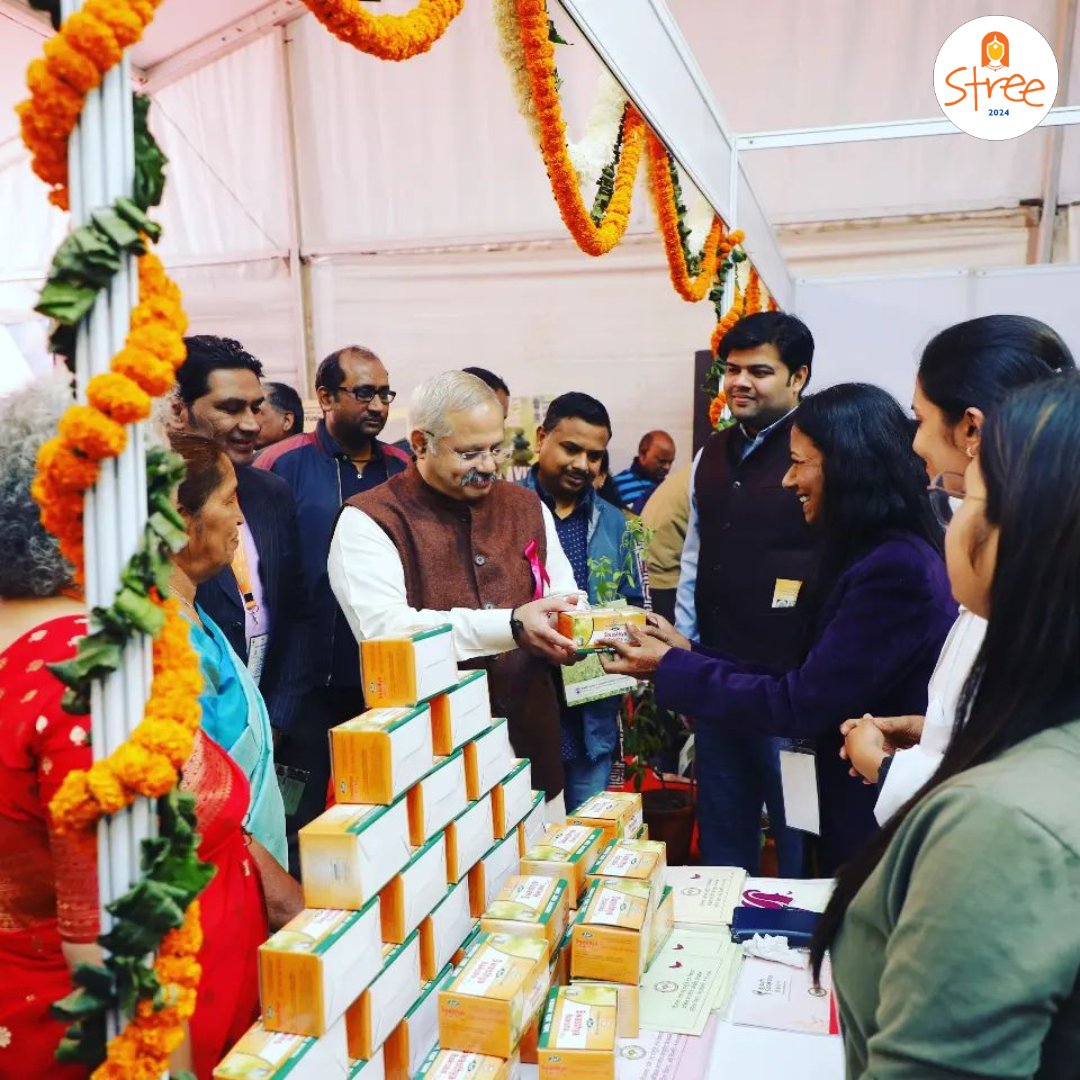 stree2024's tweet photo. ✨ Catch a Glimpse of Our Last Mega Expo! ✨  Hosted by Shakti in association with @JNU_official_50 , this event truly celebrated science, technology, and indigenous knowledge for girls and women.

@IndiaDST @shaktibharatorg @EduMinOfIndia @MANITBHOPAL1 https://t.co/ArFRUaf7Ps