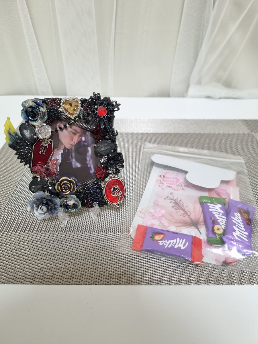 탑꾸와 사은품 잘 받았습니다. 정말정말 감사합니다!!! 너무 예뻐서 행복해요
<a href="/ine_kong40/">콩이네_공방</a>