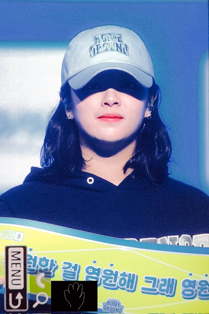 YuangleJYJH's tweet photo. 241020 프리뷰

' 9주년 팬미 꿑~~🥹💚 '

#TWICE #트와이스 #トゥワイス #정연 #JEONGYEON #ジョンヨン https://t.co/xHtNnG6fm8