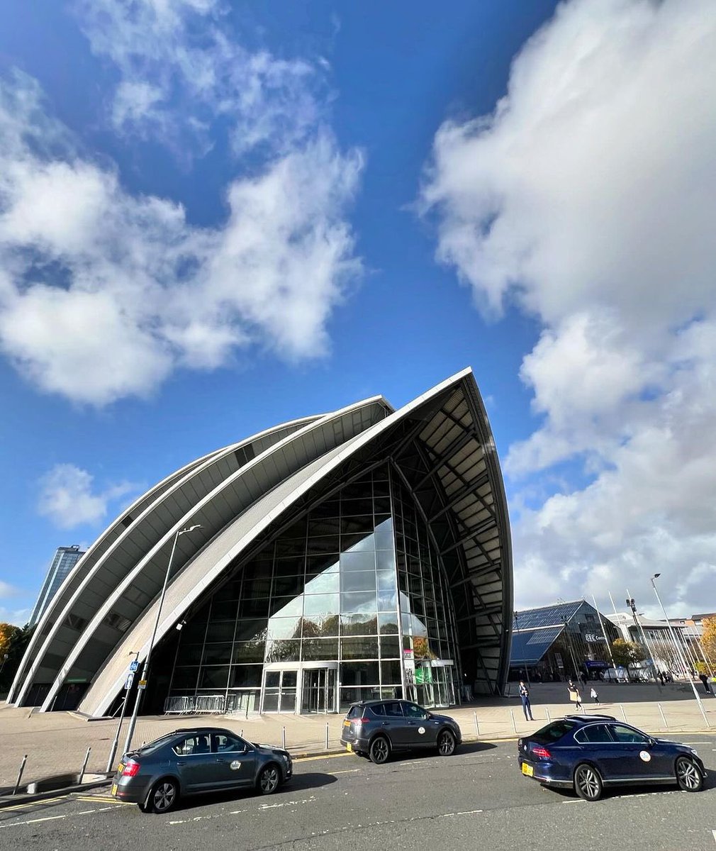 Binzento's tweet image. Fantastic session on cellular immunotherapies at @EANOassociation 2024. Thank you for having me to share our latest research findings in intrathecal cDC1 therapy to treat breast cancer-LMD in preclinical models and phase 1 trial 🥺💪🧠 @MoffittNews. Also, #HappyBirthdayEANO