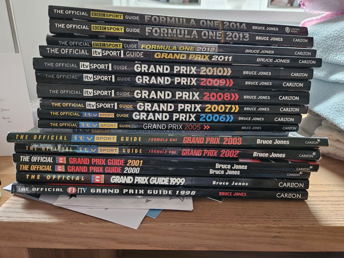 Hannah Collins tweet media