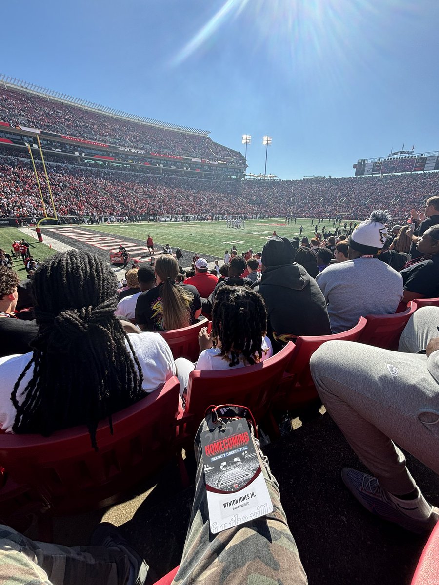 Wynton Jones Jr. (@wyntonjr_) on Twitter photo I enjoyed my Game Day Visit at the University Of Louisville🐔! #GoCards <a href="/Coach_BSharp/">Brandon Sharp</a> <a href="/LouisvilleFB/">Louisville Football</a> <a href="/PantherPride305/">Miami 🅿️almetto Football</a> <a href="/JerryRecruiting/">Rising Stars</a> <a href="/Andrew_Ivins/">Andrew Ivins</a> <a href="/TomLoy247/">Tom Loy</a> <a href="/SWiltfong_/">Steve Wiltfong</a> <a href="/ChadSimmons_/">ChadSimmons</a> <a href="/adamgorney/">Adam Gorney</a> <a href="/CharlesPower/">Charles Power</a> <a href="/JohnGarcia_Jr/">John Garcia, Jr.</a> I enjoyed my Game Day Visit at the University Of Louisville🐔! #GoCards <a href="/Coach_BSharp/">Brandon Sharp</a> <a href="/LouisvilleFB/">Louisville Football</a> <a href="/PantherPride305/">Miami 🅿️almetto Football</a> <a href="/JerryRecruiting/">Rising Stars</a> <a href="/Andrew_Ivins/">Andrew Ivins</a> <a href="/TomLoy247/">Tom Loy</a> <a href="/SWiltfong_/">Steve Wiltfong</a> <a href="/ChadSimmons_/">ChadSimmons</a> <a href="/adamgorney/">Adam Gorney</a> <a href="/CharlesPower/">Charles Power</a> <a href="/JohnGarcia_Jr/">John Garcia, Jr.</a>