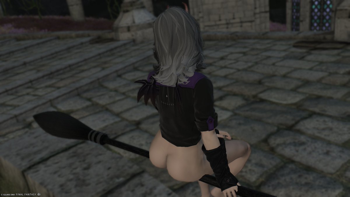 randomtallafell's tweet photo. Loving the All Saint's Wake gear this year 💜like look at the cute wings~~~
#GPOSERS #ffxivnsfw #ffxivlewd #FFXIV #allsaintswake https://t.co/FepLkBpfjb