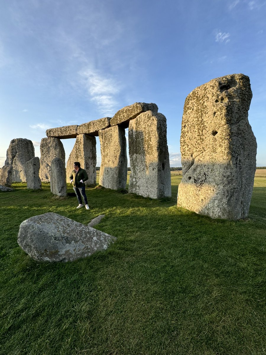 acisneros93's tweet photo. #Stonehenge 🇬🇧 https://t.co/SAtJQrAubL