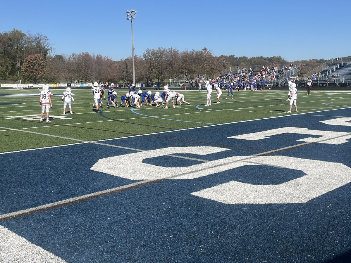 Granville_FB's tweet photo. Great wins today for Granville White and Granville 3rd/4th grade team.  Thanks the some of the Varsity Blue Aces 🏈 players for helping at each of the home games.  Both moving in the championship games.  Go Blue Aces!!  @CoachBecher 
@Cash_20_Thomas
@jacksonpelzer70 https://t.co/ZR30pm1B5X