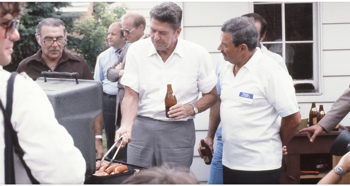 davidfrum's tweet photo. Candidates for the presidency frying food. It's not a new move. https://t.co/aJIzFaJc7v