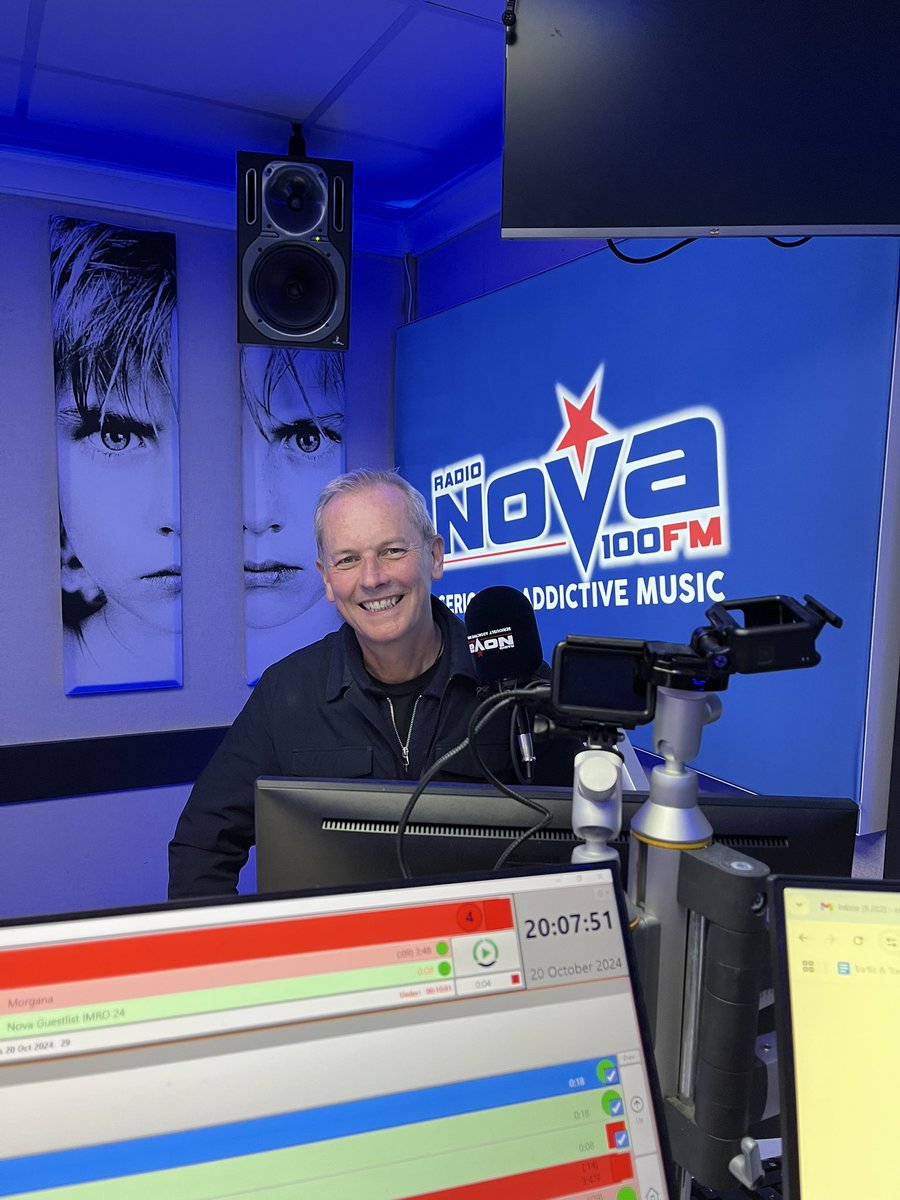 <a href="/devsounds/">Peter Devlin</a> <a href="/radionova100/">Radio Nova 100</a> <a href="/irishmusicparty/">#IrishMusicParty</a> PETER IS LIIIIVE