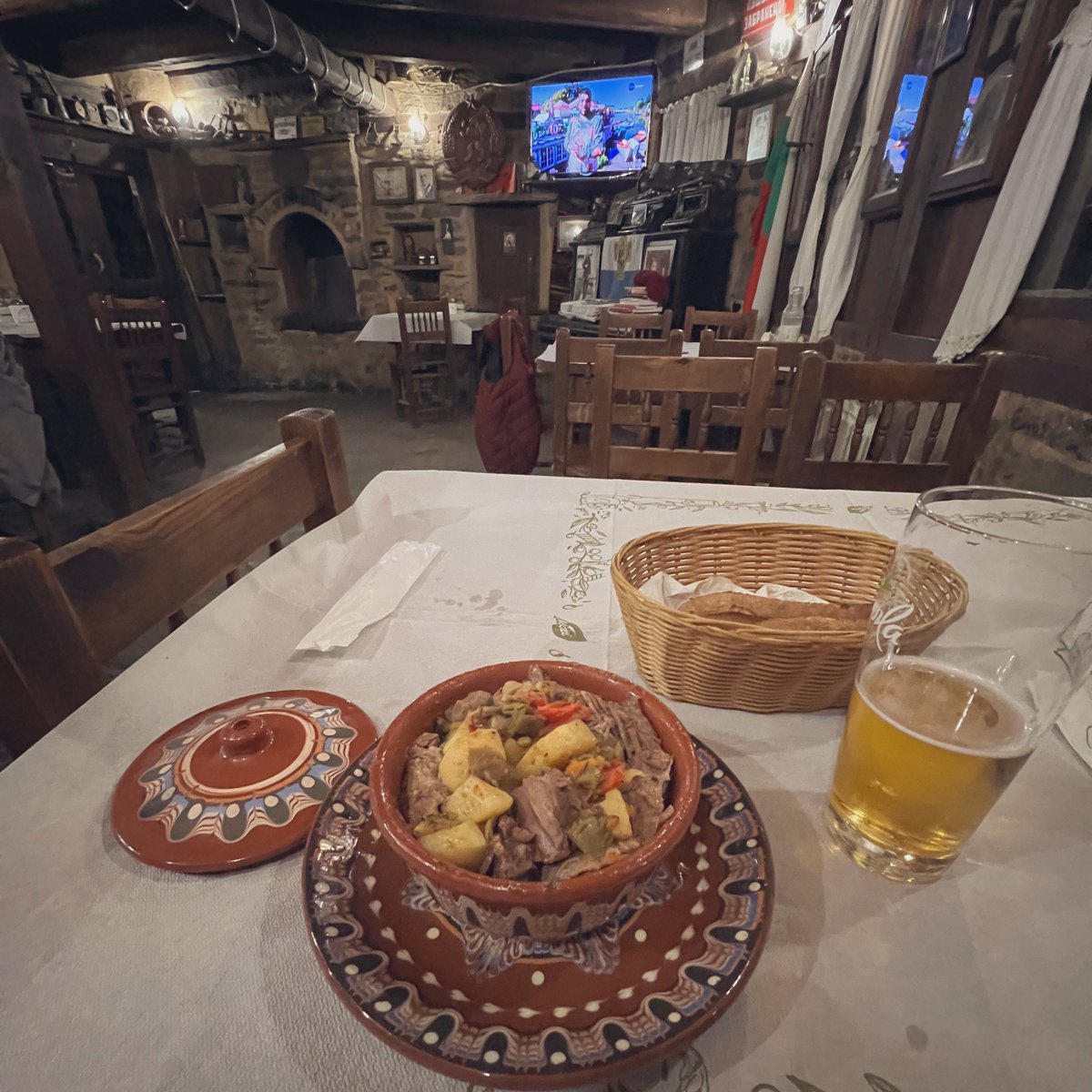 JourneysofJames's tweet image. Cycled for hours today. Climbed ~600m. Exhausted. As darkness falls I reach Kovachevitsa in the Rhodope mountains. At the Inn I’m treated to a hearty stew, flan and blackcurrant wine. The smell of firewood. It could be 100 years ago. All’s well with the world for a bit.