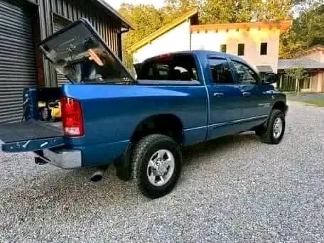 LockyIce's tweet image. 2006 Dodge Ram 3500 Big Horn Crew

 Cab 4x4 
Asking: $7600
Down payment $700
Monthly payments $500
Accepting payments. 
Automatic (4-Speed)
Dodge
Ram
2006
Mileage
108,500
Engine
5.9L Turbodiesel I6
Drivetrain
4WD/AWD
Transmission
Automatic (4-Speed)