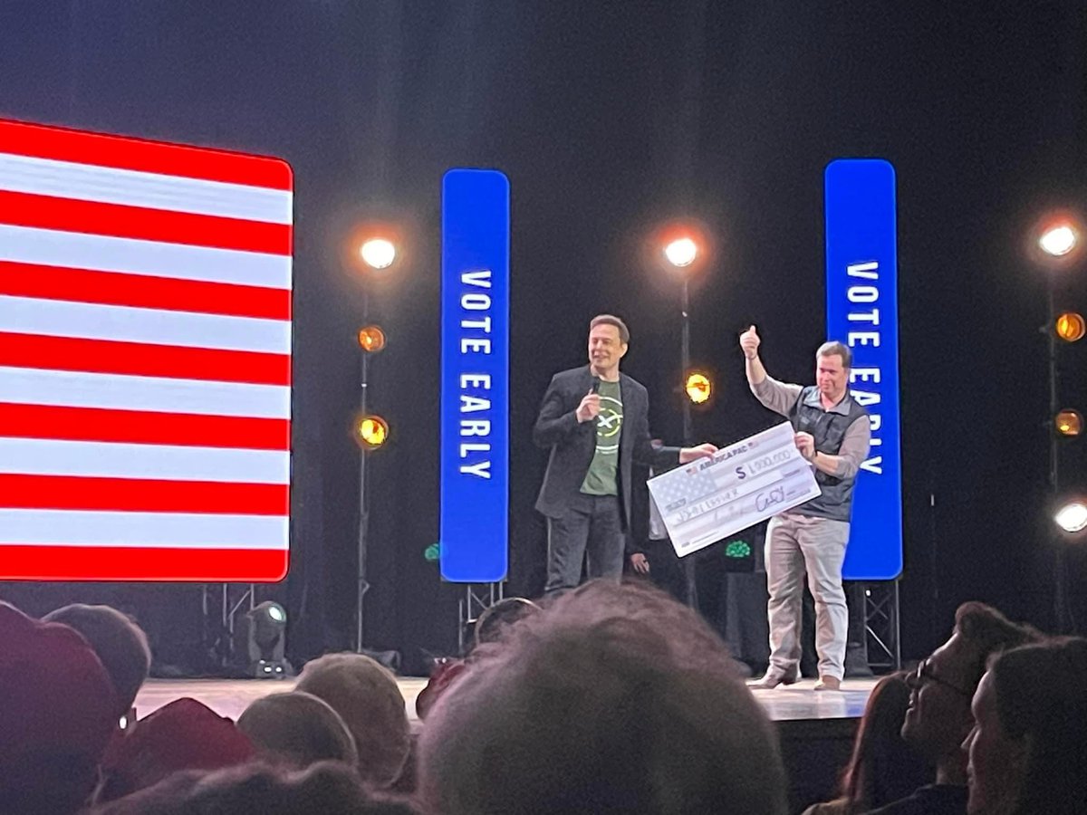 Liam10za's tweet photo. The energy was incredible at the @elonmusk Town Hall in Harrisburg. 

Amazing opportunity to hear from one of the most influential people in the world. #Vote🇺🇸

https://t.co/kl87TDe3lI

https://t.co/Sg6JZg35xb https://t.co/pgBcOWlf3t