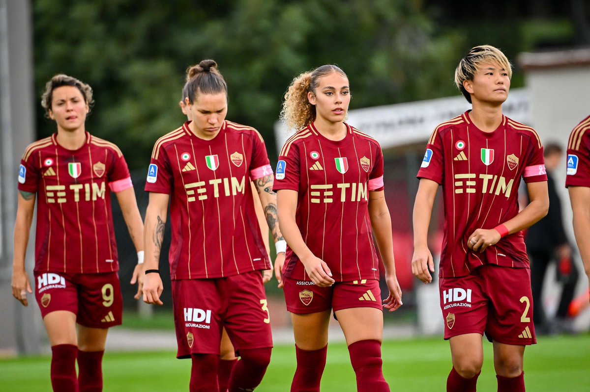 Elena Linari (@elenalinari) on Twitter photo Yessss ๐ช๐ป!!!!
โ3๏ธโฃ importantissimo ๐ฅ
#forzaroma <a href="/ASRomaWomen/">AS Roma Women</a> #RomaMilan 2-1 Yessss ๐ช๐ป!!!!
โ3๏ธโฃ importantissimo ๐ฅ
#forzaroma <a href="/ASRomaWomen/">AS Roma Women</a> #RomaMilan 2-1