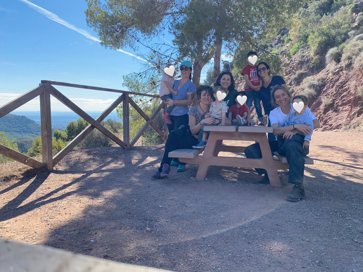 MSPE_CValencia's tweet photo. Primera de muchas rutas a la montaña ⛰️⛰️⛰️. Mamis a tope 💪 https://t.co/w1KXjimj2V
