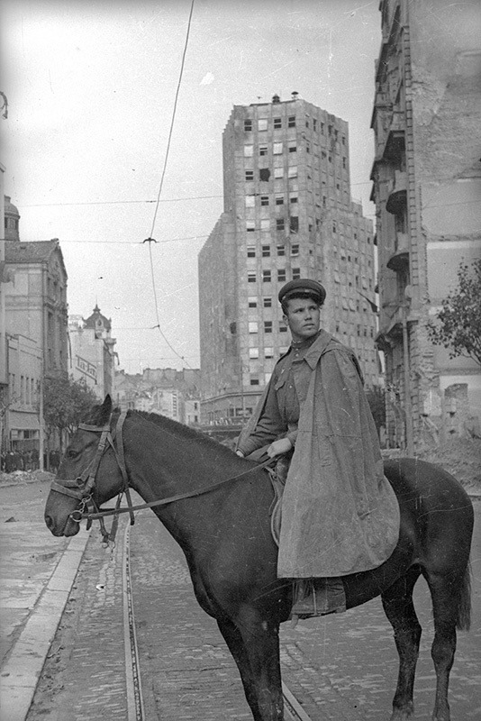 Eighty years ago your monumental contribution helped  liberate the city I was born in – Спасибо
