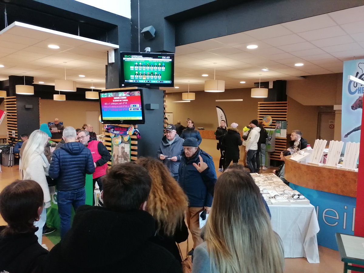 J-1. Vous ne connaissez rien aux courses hippiques ? Pas de souci, un stand d'accueil est prévu pour vous !
<a href="/BrunoGerbexPMU/">Gerbex Bruno</a> <a href="/pmu/">PMU</a> vous accompagnera pour comprendre le programme de courses et le système de cotes, connaître les différents types de jeu
...1/2