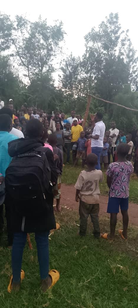 NyagatareNyc's tweet image. Uyumunsi umuhuzabikorwa w'inama y'igihugu y'urubyiruko mumurenge wa @GatundaSector bwana @nsengimanamode5 yatangije amarushanwa y'imikino y'urubyiruko kurwego rw'umudugudu mukagari ka #Kabeza amarushanwa akaba agamije kuzamura impano z'urubyiruko no kubahuriza hamwe.