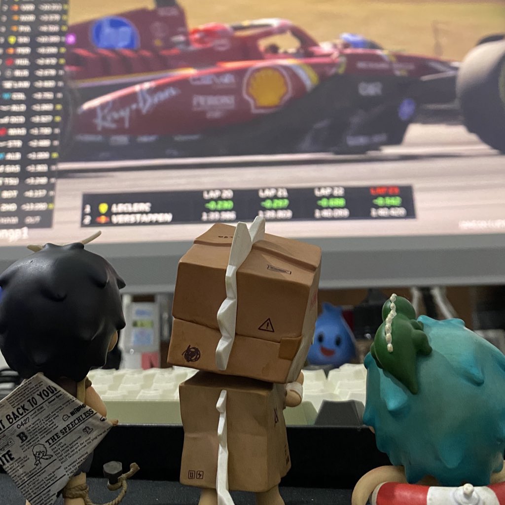 nonothingy's tweet photo. nono jadi tifosi🏎️ https://t.co/cRnhYzAhV8