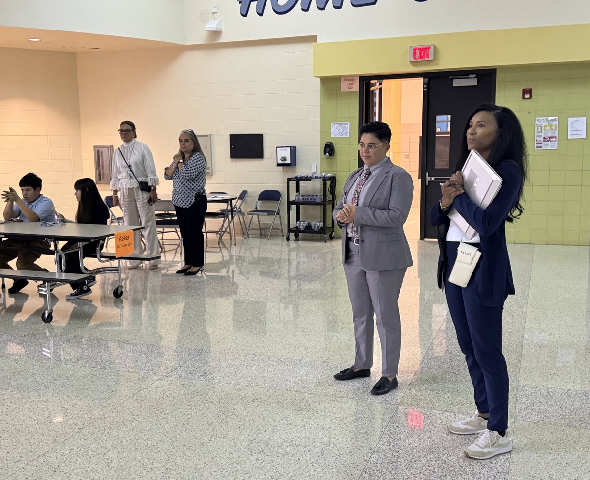 Ortiz Middle School (@hisd_ortizms) on Twitter photo Late Post: Welcome to <a href="/HISD_OrtizMS/">Ortiz Middle School</a>, Principal Gonzalez! We are excited for what’s ahead for our mighty Eagles. Together, we are soaring for the gold! 🦅💙💛 #SoaringforSuccess Late Post: Welcome to <a href="/HISD_OrtizMS/">Ortiz Middle School</a>, Principal Gonzalez! We are excited for what’s ahead for our mighty Eagles. Together, we are soaring for the gold! 🦅💙💛 #SoaringforSuccess