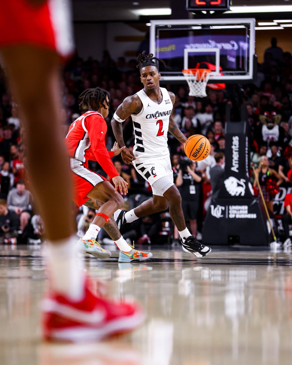 Bearcats football is 1 win away from a bowl game 

Bearcats basketball has an absolute stacked roster before the season

Never a better time to be a Cincinnati Bearcats