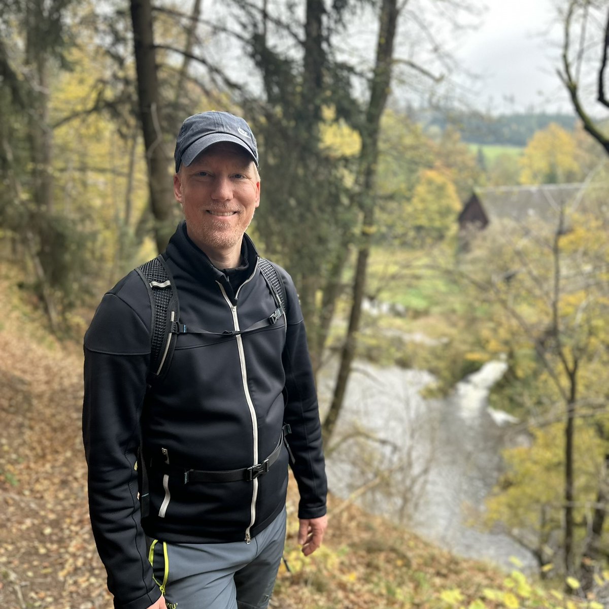 Michael Bitzinger tweet media