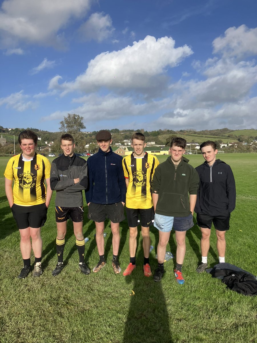 Gem agos iawn heddiw erbyn Beaver ond colli oedd hannes. Neis gweld y freshers yn cael eu debut hefyd!
MOTM mynd i neb heddiw am bod pawb yn ddigalon ond fe godwn eto!⚫️🟡