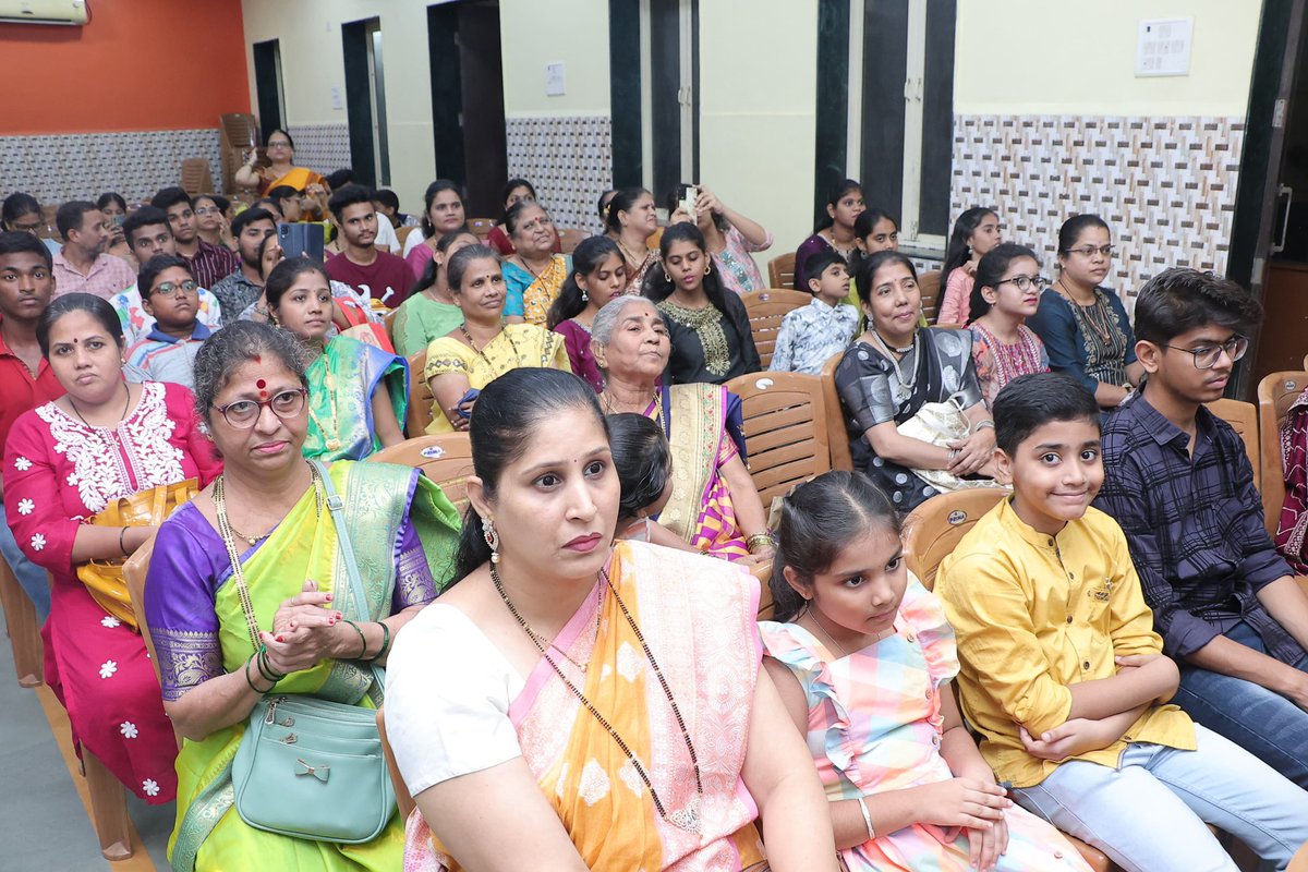 मुंबई येथील रोहिदास समाज पंचायत संघाच्या अंतर्गत येणाऱ्या डोंबिवली स्थानिक पंचायत संघ, पश्चिम यांच्या वतीने विद्यार्थी कौतुक सोहळा, ज्येष्ठ नागरिकांचा सत्कार, माता-भगिनींचे हळदी कुंकू समारंभ इ. कार्यक्रम संपन्न झाले. या कार्यक्रमाला उपस्थित राहून आगामी विधानसभा निवडणुकीसाठी