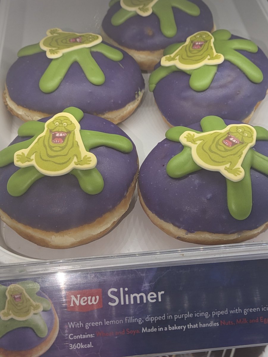 can't stop thinking about the Slimer doughnuts

Halloween food truly gets bookier every year