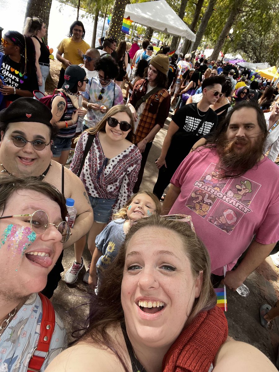 TransBoyDenki's tweet photo. Pride was yesterday in Orlando and it was the best one I've been to.
Amazing how much using a mobility aid helps me be mobile. https://t.co/nBbwe12lpn