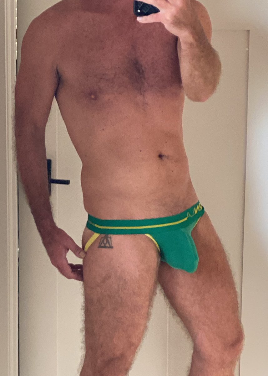 Calvins291's tweet photo. #jocktober and #gameday ? Yes please!! https://t.co/qW01GkzNLb