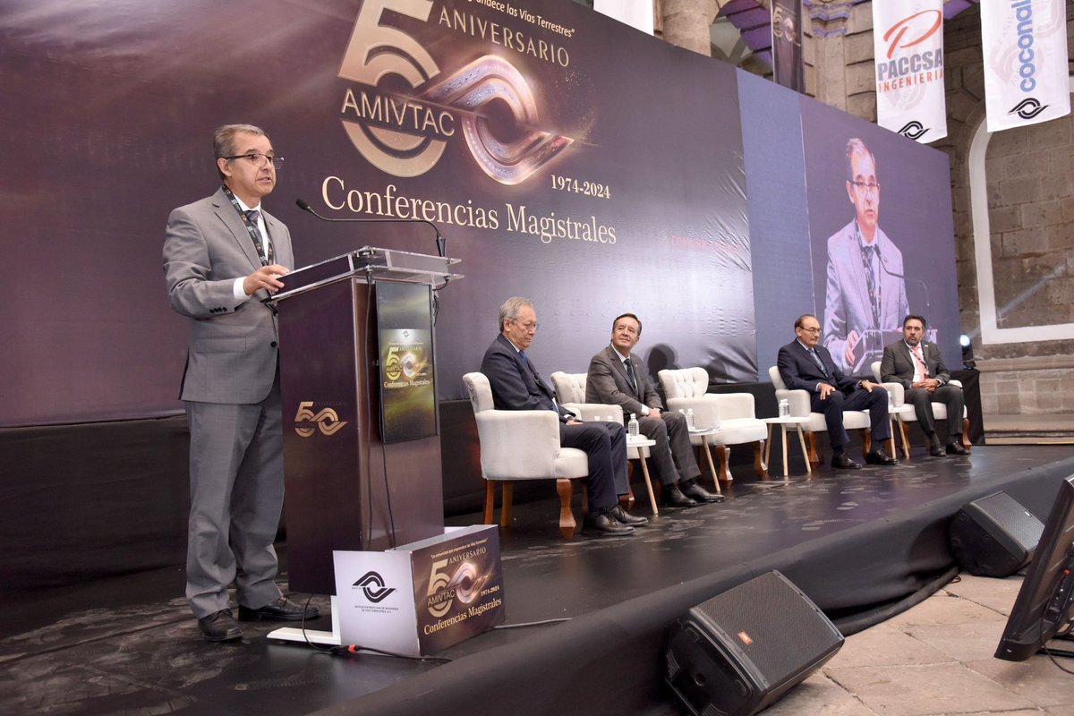 SalvaFernándezA tweet media