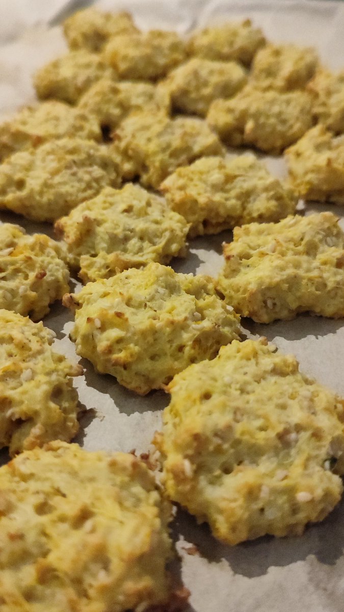 Patate fleurie ✨panik✨ tweet media