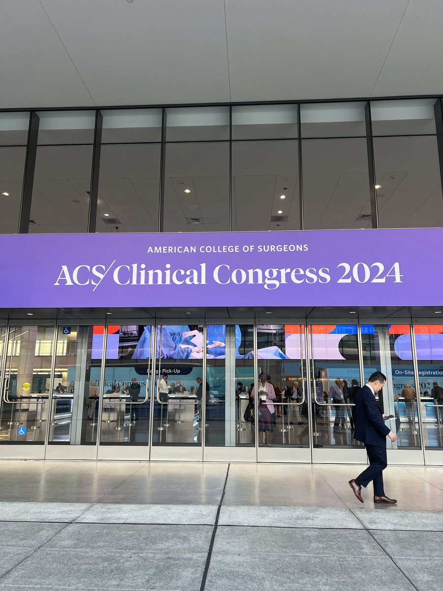 Excited to present our work looking at the utilization of neoadjuvant chemo in stage IB NSCLC at ACS clinical congress as well as speaking on a medical student panel to discuss doing research as a surgery resident!