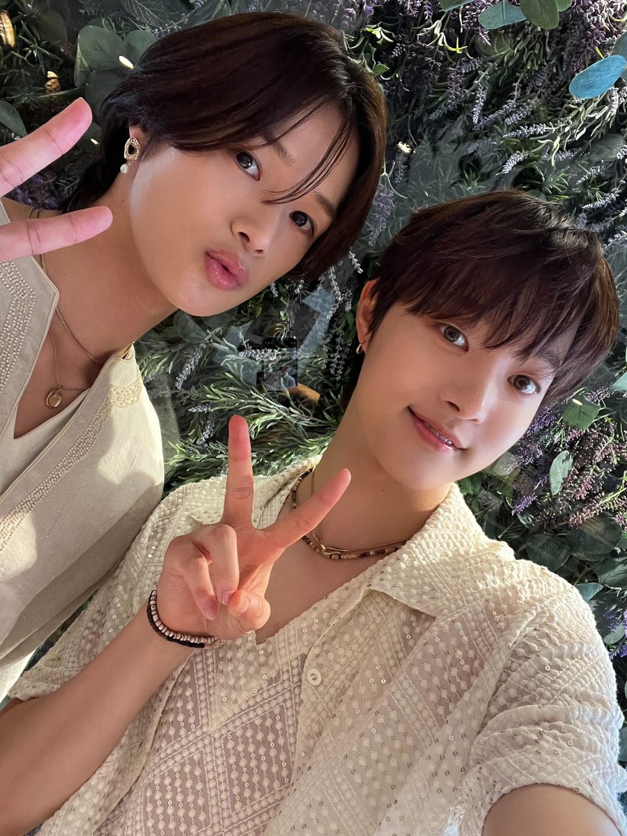 andTEAM_members's tweet photo. 우리 맏형ハッピーバースデー 🥳 🥳 
これからも一緒に頑張ろうね！
愛してるよん 🥰 

#HAPPY_K_DAY
#andTEAM #EJ https://t.co/jeiWg20PBs