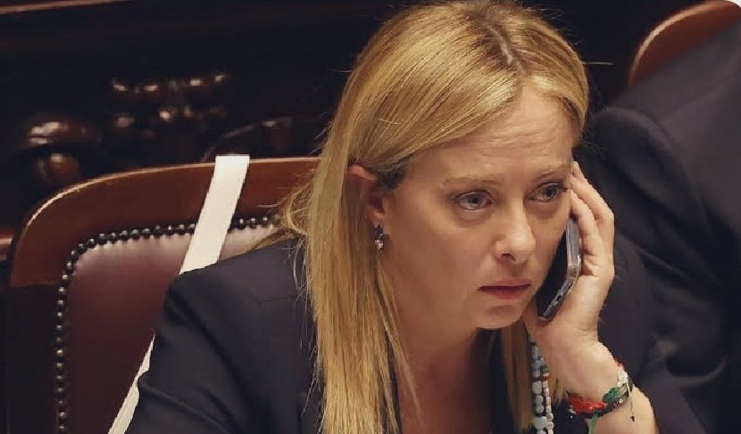 वीडियो कॉल उठाओ बे मैटर हो गया है 😂