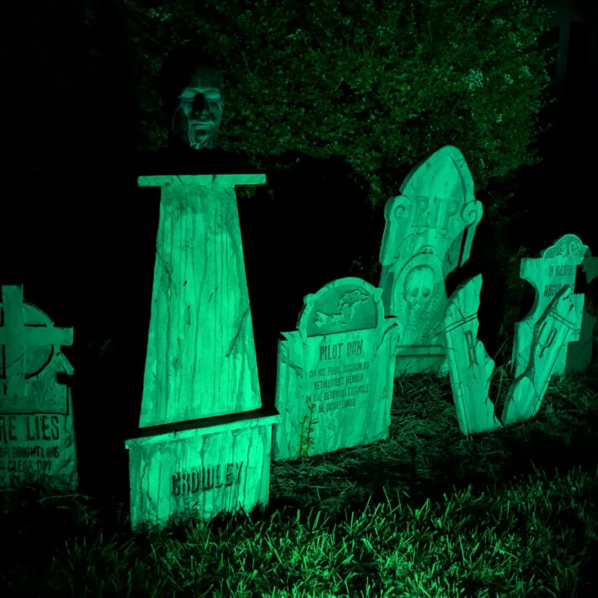 Cliff Lewis tweet media