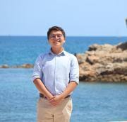 ¿Si Francisco Javier Vera es tan niño, por qué tiene una cuenta en X que es una red para mayores de 17 años? Ese "niño" está siendo instrumentalizado por sus papás y eso merece una investigación de bienestar familiar de ser así.