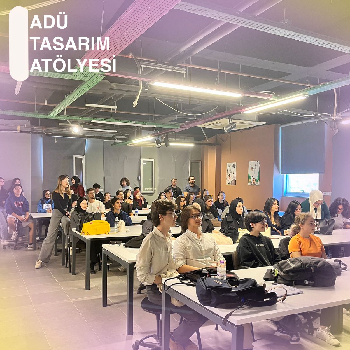tasarimatolye09's tweet photo. Geçtiğimiz hafta atölyemizde neler oldu bilmek ister misin ? 🥳
Tasarım atölyesi #dump sizlerle ✨️
#adu #vcd #vcdstudent #student #university #team #designers https://t.co/ExzQRMN5eI