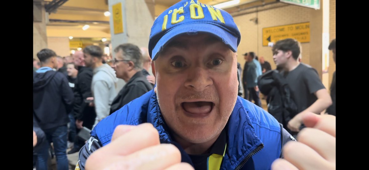IanCheeseman's tweet photo. “Johnny, Johnny Stones” - the matchday vlog from #WOLCIT #WolvesManCity #wolves #ManCity
Thanks to @ToyotaRochdale @JamesTCobbler
🎥 https://t.co/H1x0hbuO03 https://t.co/R4ZM1d15Fd