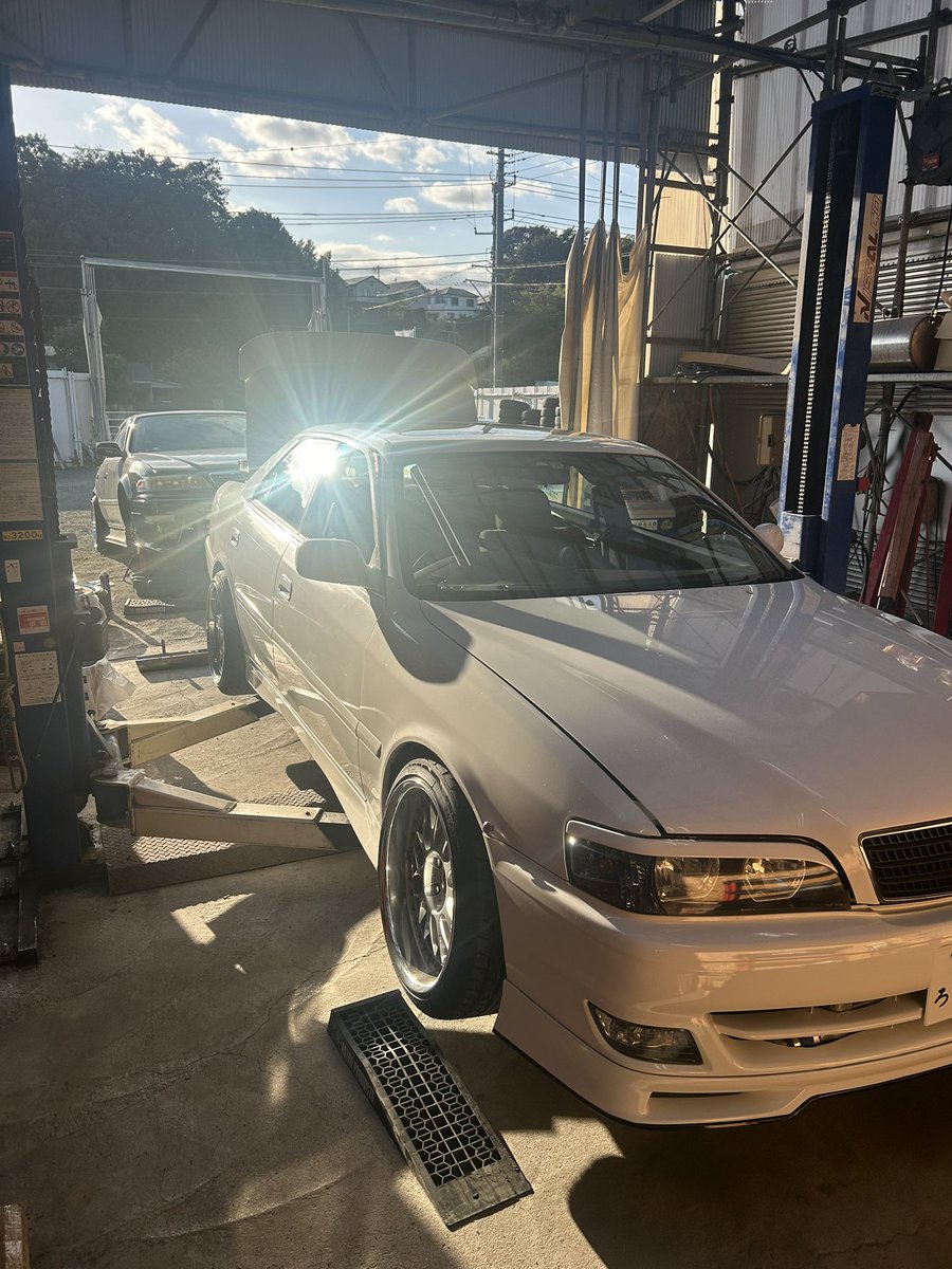 JZX4444's tweet photo. 珍しく100やりまくってて懐かしさを感じてた
ドリ車屋では無いんだけどな笑
こーゆー時だけ13作りたくなるけど
気持ちと金の事考えるとやる気が出ないんだよなー。笑
もう3年かあそろそろ少しずつ部品貯めてやりたいな。 https://t.co/Z7rUbfeKl3