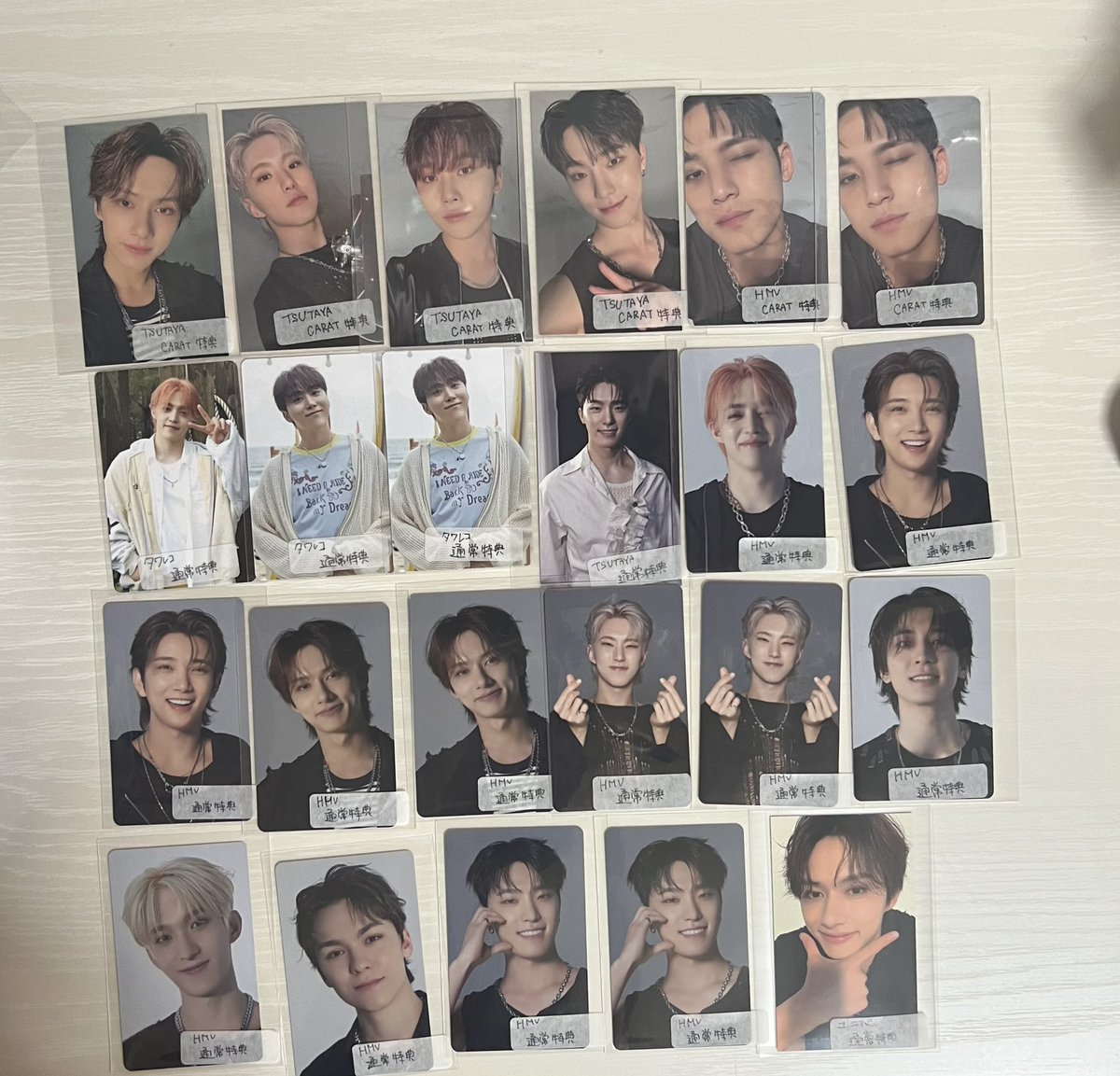 svt_woodin_17's tweet photo. SEVENTEEN交換 SPILL THE FEELS
店舗特典 通常特典 CARATver.特典

譲｜写真1枚目

求｜HMV 通常特典 ウジ

・物により2:1での交換検討可
・スリーブ+硬質ケース+防水梱包
・同日発送

写真付きリプお願いいたします𓂃 𓈒𓏸◌ https://t.co/ZFIO2n7uny