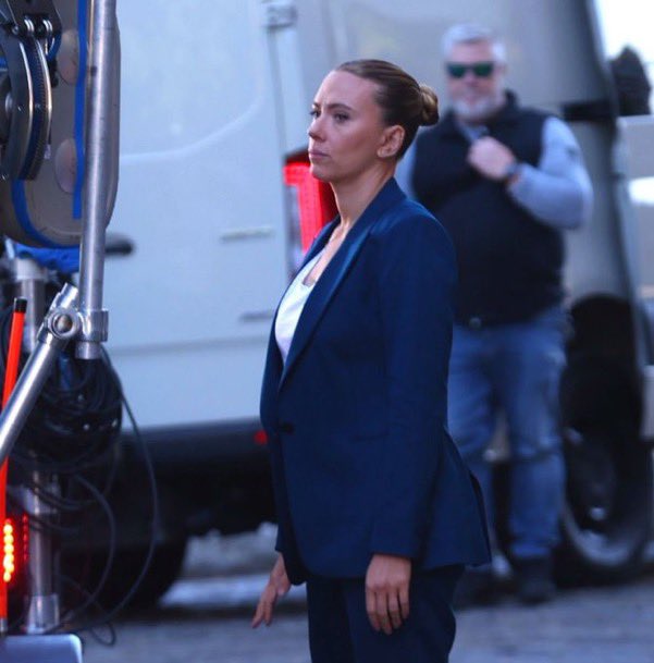 scarlettssource's tweet photo. scarlett johansson for jurassic park 😭😭😭😭 It’s happening 😭😭😭 https://t.co/EmOs3PJzkZ