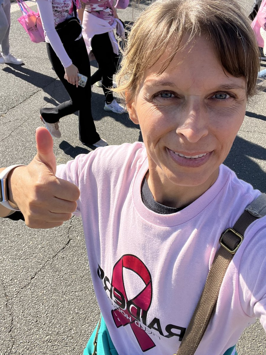 KeyTVKHS's tweet photo. Raider Field Hockey walking for a great cause in Point Pleasant! 💗 https://t.co/90nGKMnJmS