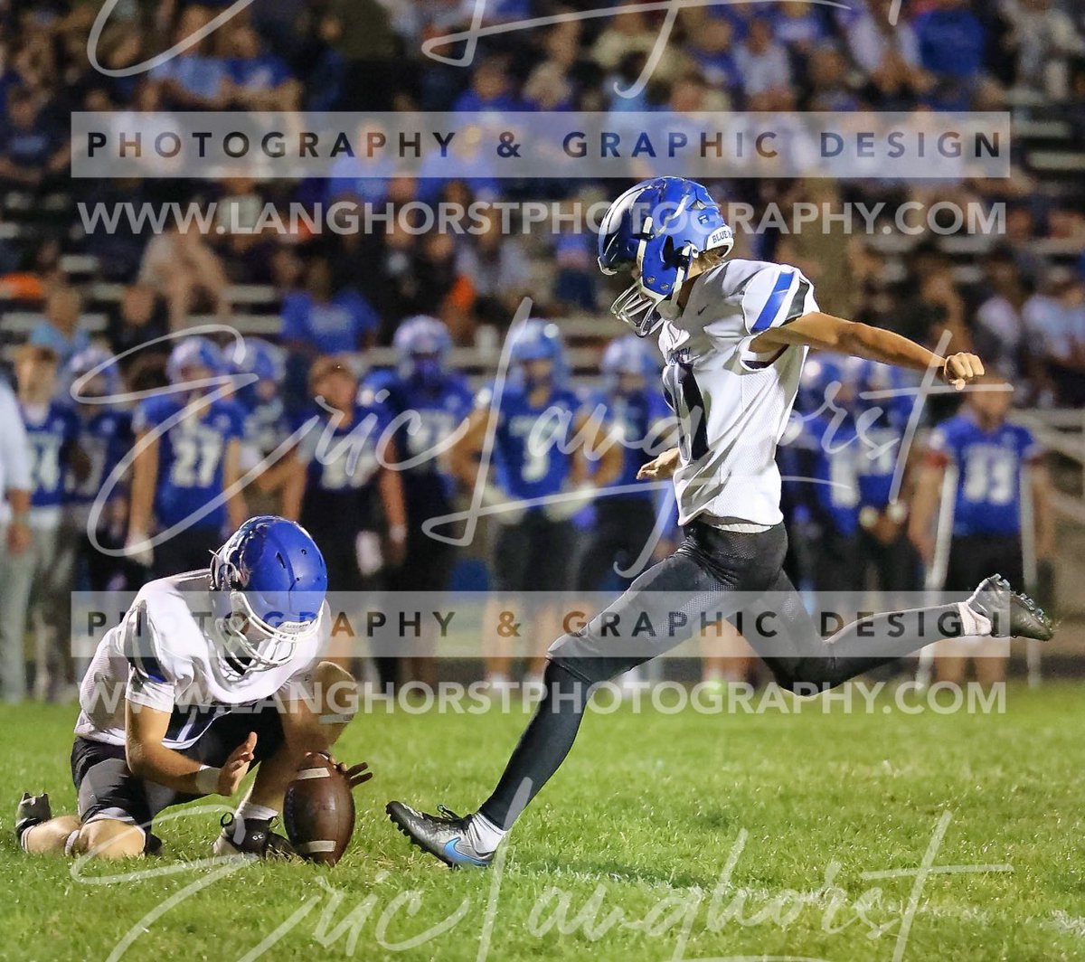 LincolnDwiggins's tweet photo. Great week 8 win for the team
Stats
2/2 FG - long of 36
4/4 PAT

@CoachFrigon @KohlsHighlights @devin_anctil @punt_21 @JaysRecruit @JaysFootball https://t.co/UshIDXMM62