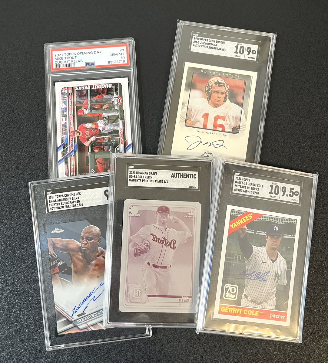 WE ARE BACK TOMORROW AFTERNOON!

Looking at a long sale tomorrow so buckle up for a fun afternoon!

Preview for you all 👇

#RaidTheCloset