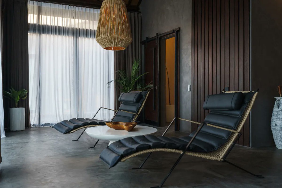 DtravelDAO's tweet photo. Check out this 4BR villa in Bali by Manta Villas 😍

Book peer-to-peer with crypto and earn $TRVL rewards 🤝 ⭐

View more of their #onchain listings below:

https://t.co/MsNIY4Mg4G

#PoweredbyDtravel #NiteProtocol #DePIN #RWA https://t.co/S0Lc61WcXw