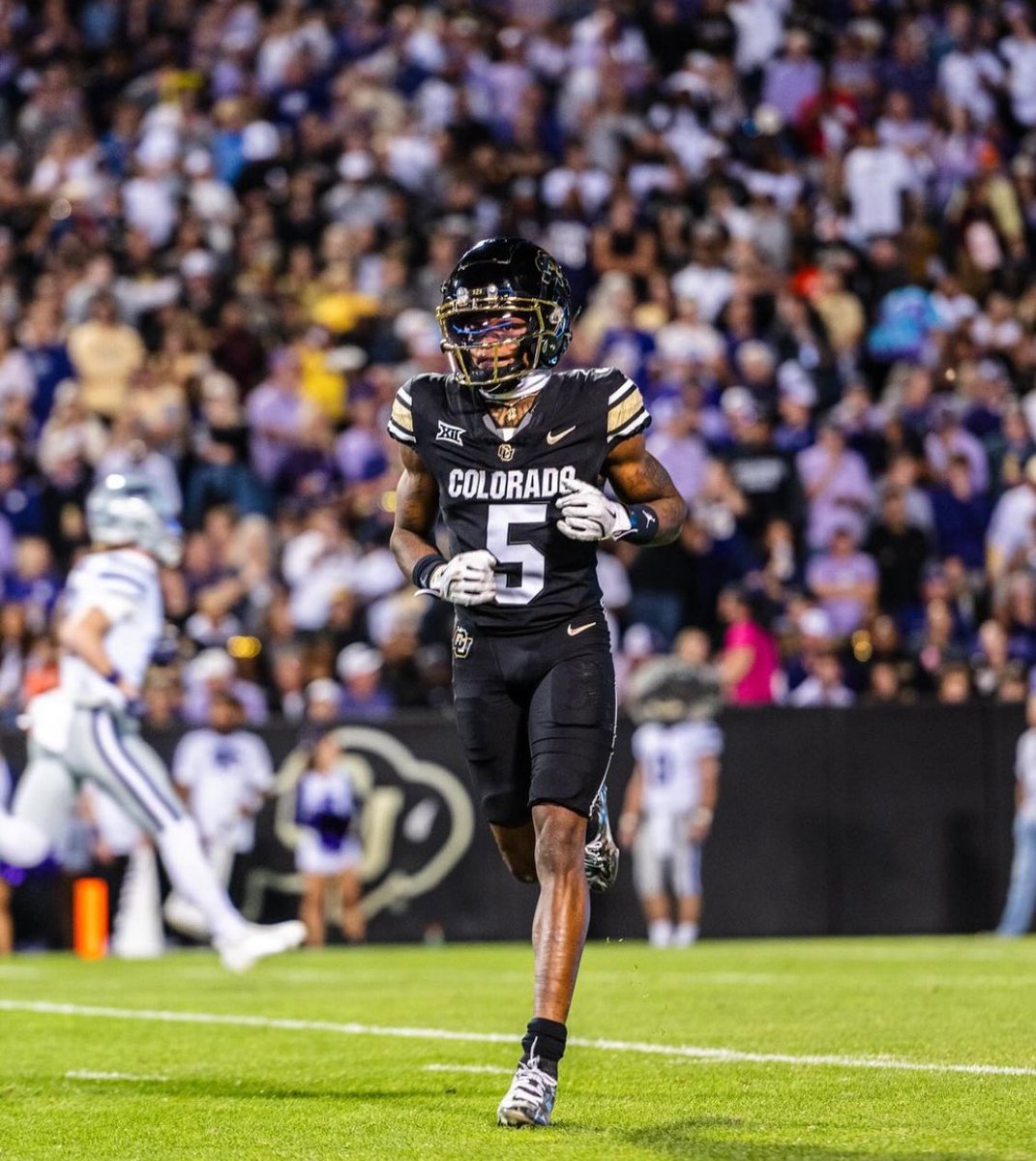 keepitbuffs's tweet photo. Receiving Stats through Week 8 

Travis Hunter 
51 Catches 604 Yards 6 TD

Lajohntay Wester 
34 Catches 445 Yards 7 TD

Will Sheppard 
26 Catches 384 Yards 3 TD

Jimmy Horn Jr
28 Catches 356 Yards 1 TD 

Omarion Miller 
10 Catches 216 Yards 1 TD

 #SkoBuffs🦬 #UpTheSko https://t.co/HT7LjPBZJ9