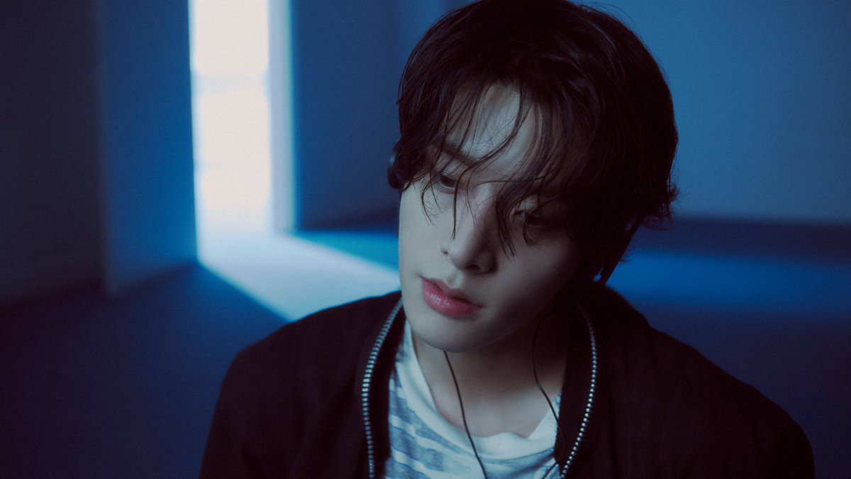 simjaze's tweet image. Daydream of Blue Moon, celebrates love's beauty in all its forms, offering an immersive journey into longing and connection. Through heartfelt tales of passion, heartache, and hope.