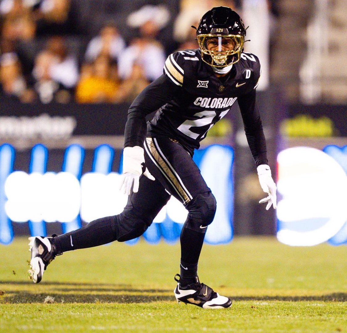 keepitbuffs's tweet photo. Defense stats through Week 8 

LB Nikhai Hill Green 
53 Tot 2 Sacks 2 PD

S Cam Silmon Craig 
52 Tot 1 Sack 3 PD 1 TD

CB DJ McKinney 
44 Tot 5 PD

S Shilo Sanders
25 Tot 1 PD

LB Lavonta Bentley 
24 Tot 1 Sack 2 FR

#SkoBuffs🦬 #UpTheSko https://t.co/GXpROrsX5v